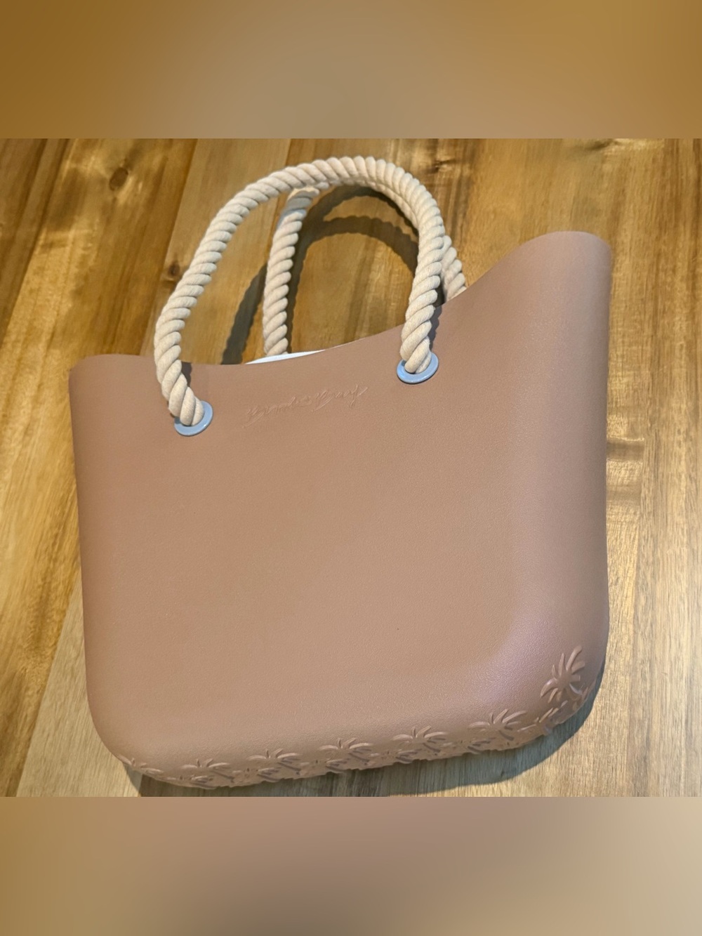 Brook + Bay Rubber Beach Bag Tote taupe EVA Waterproof Sandproof Rope Handle EUC